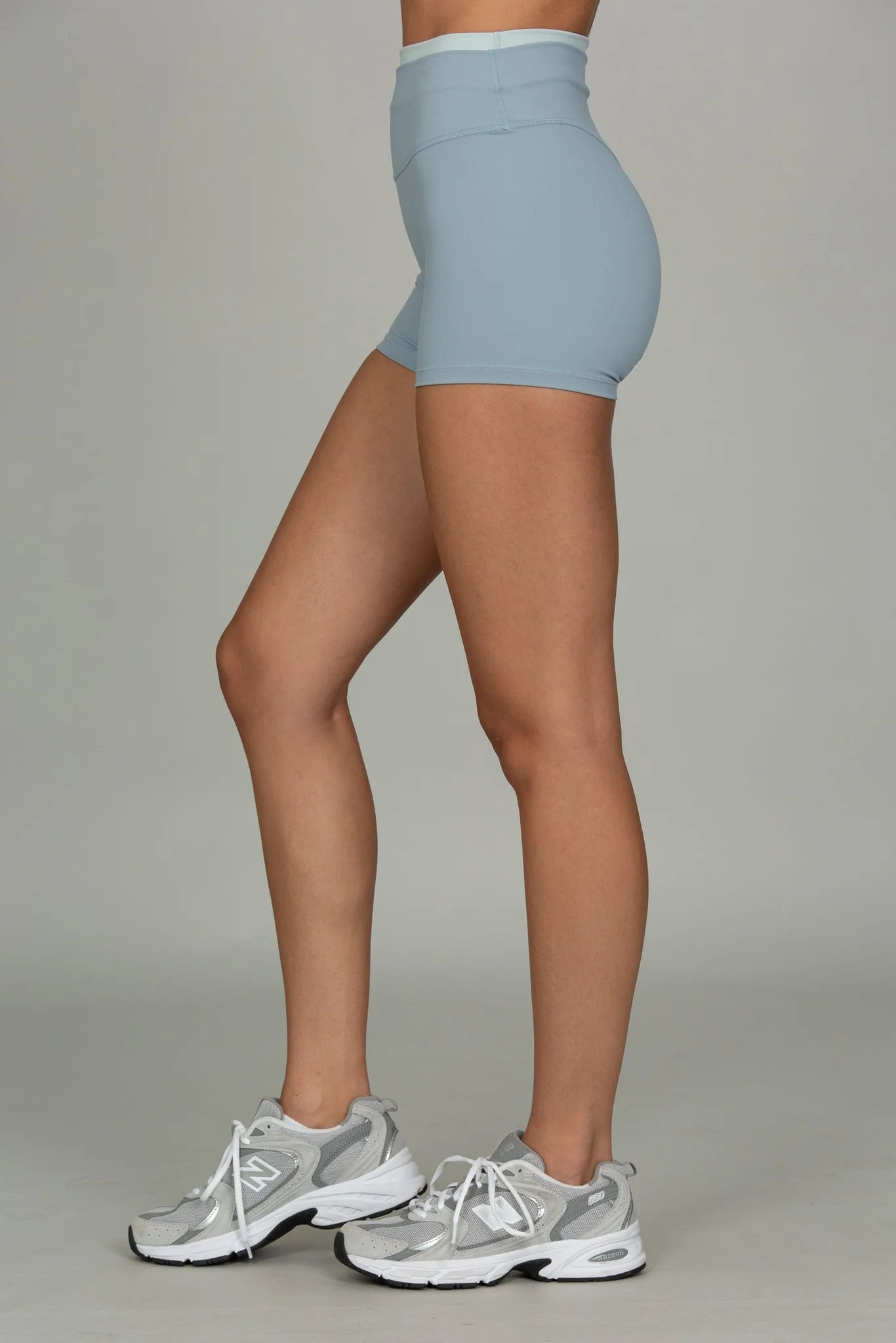DOUBLE WAIST RASPBERRY STRYDEFORM SHORTS
